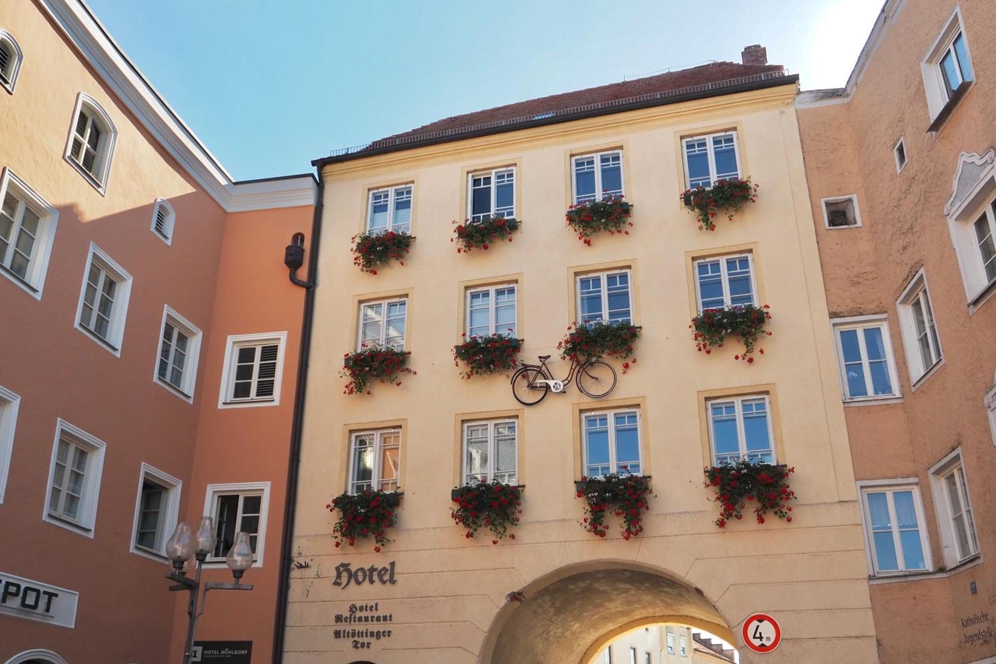 Hotel Muehldorf エクステリア 写真